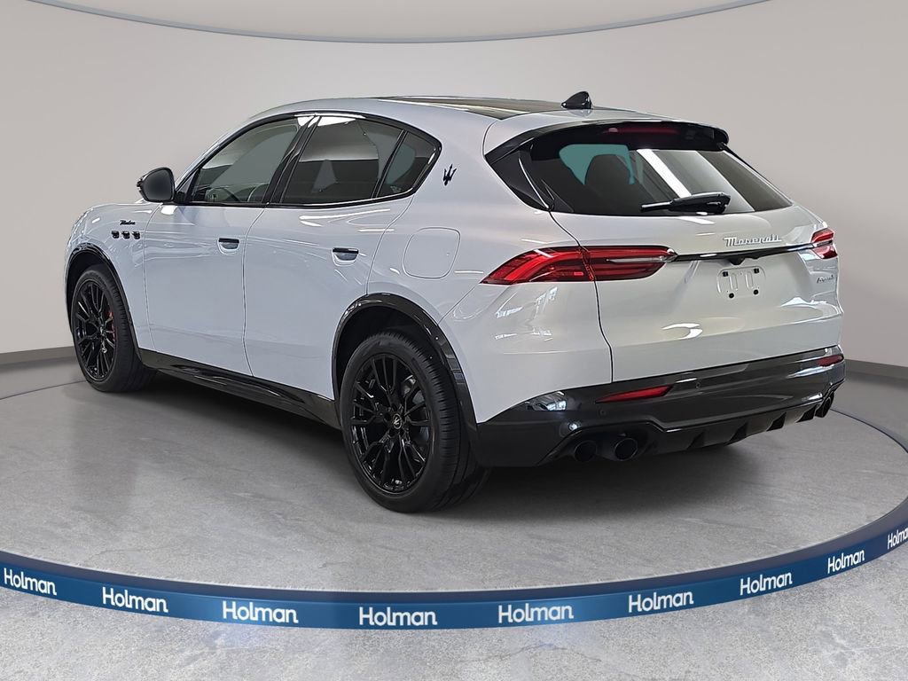 Used 2025 Maserati Grecale Modena AWD/4WD image 9