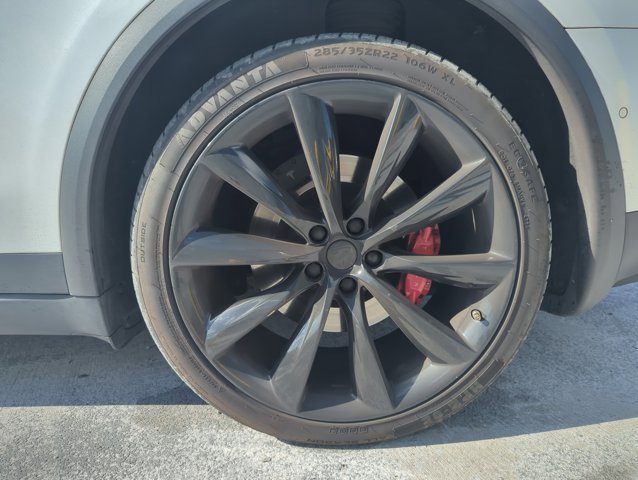 Used 2018 Tesla Model X P100D image 7