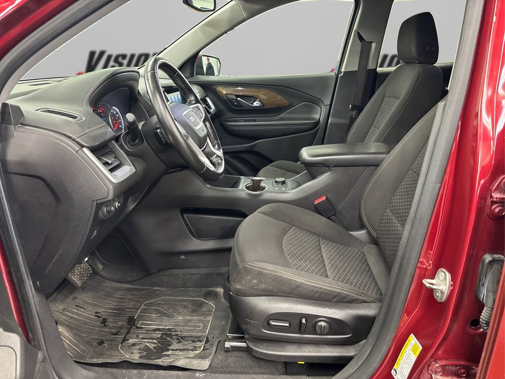 Used 2018 GMC Terrain SLE w/ Driver Convenience Package image 9