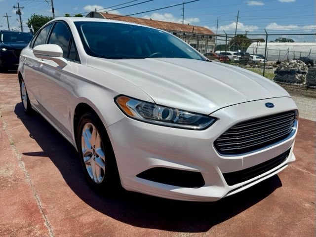 Used 2013 Ford Fusion SE FWD image 3