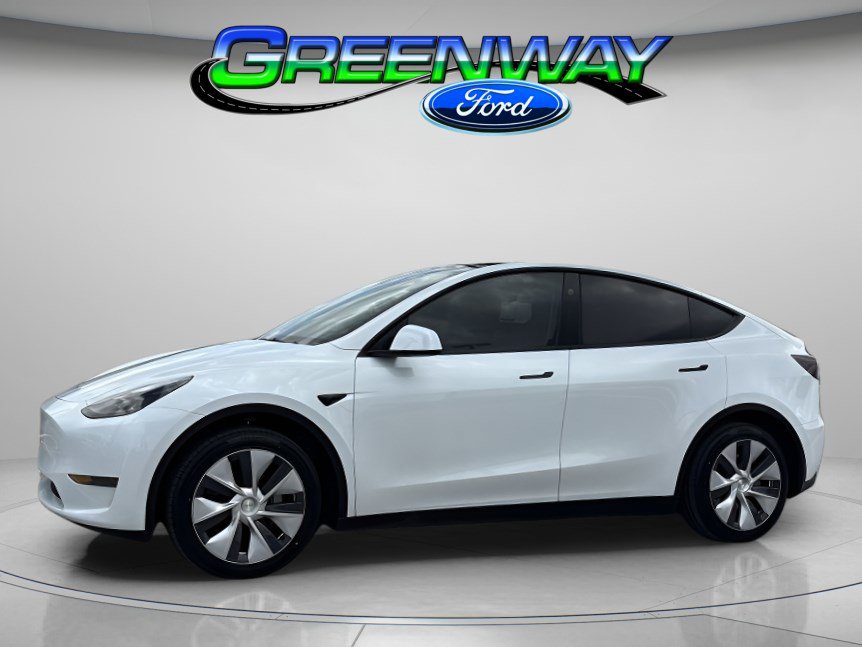 Used 2024 Tesla Model Y 2WD