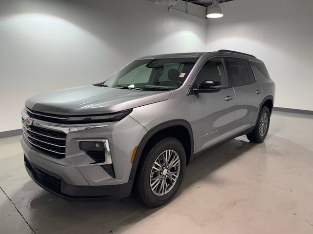 Certified 2026 Chevrolet Traverse LT FWD image 3