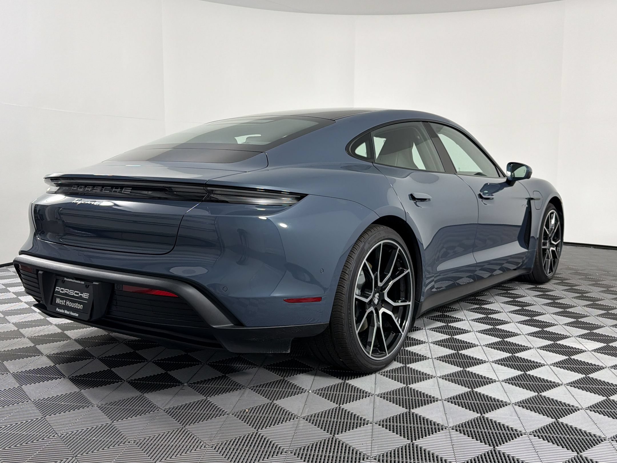 New 2026 Porsche Taycan AWD/4WD image 9