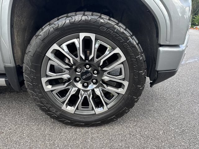 Used 2025 GMC Sierra 1500 Denali Ultimate AWD/4WD image 14