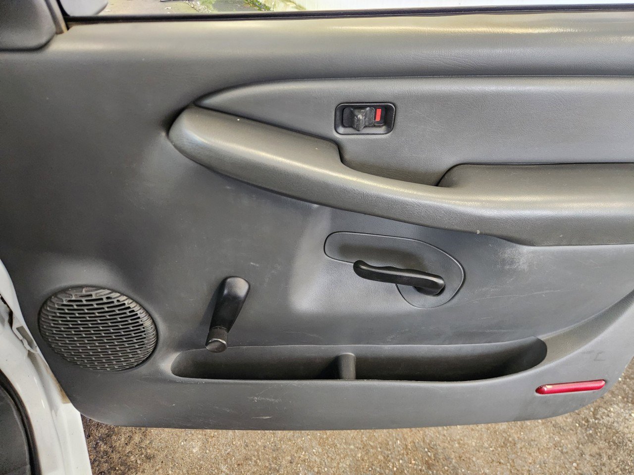 Used 2005 Chevrolet Silverado 2500 W/T image 12