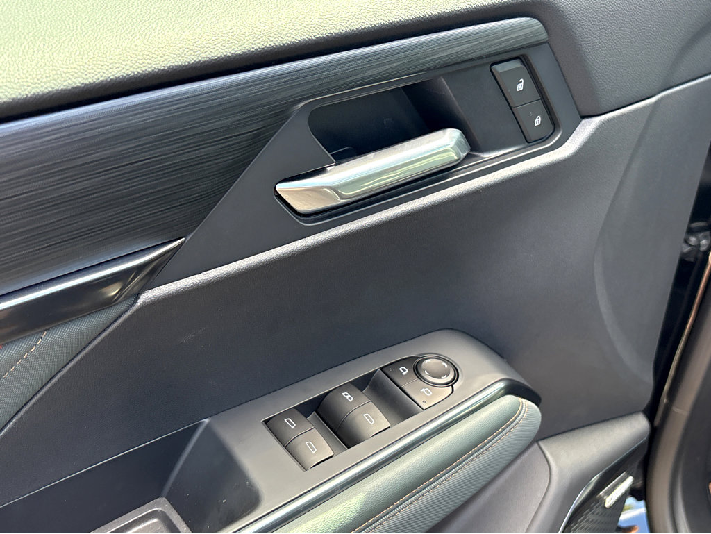 New 2026 GMC Acadia AT4 w/ Super Cruise Package image 23
