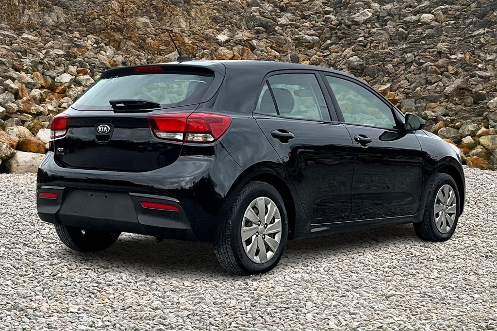 Used 2018 Kia Rio LX image 2