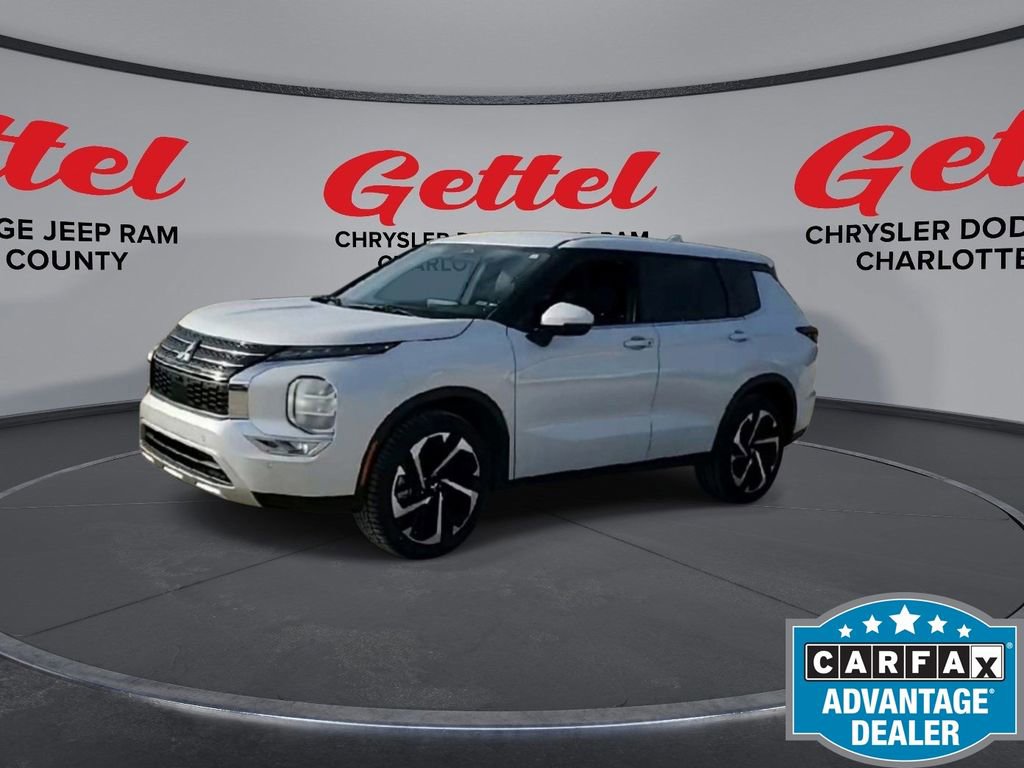 Used 2024 Mitsubishi Outlander SE image 4