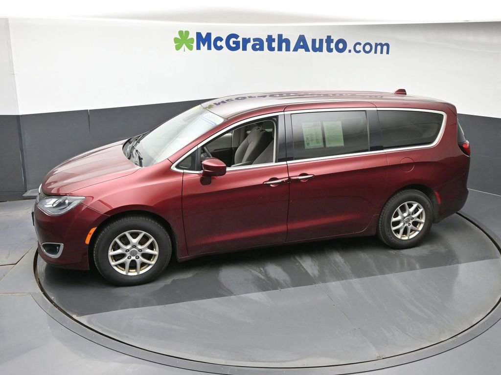 Used 2020 Chrysler Pacifica Touring w/ Advanced Safetytec Group image 20