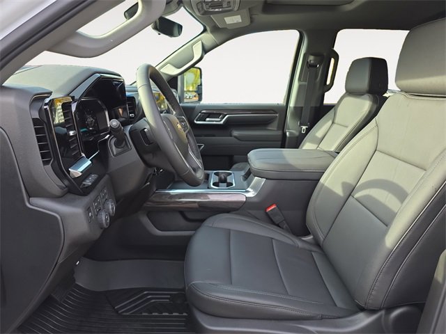 New 2026 Chevrolet Silverado 3500 LTZ image 9