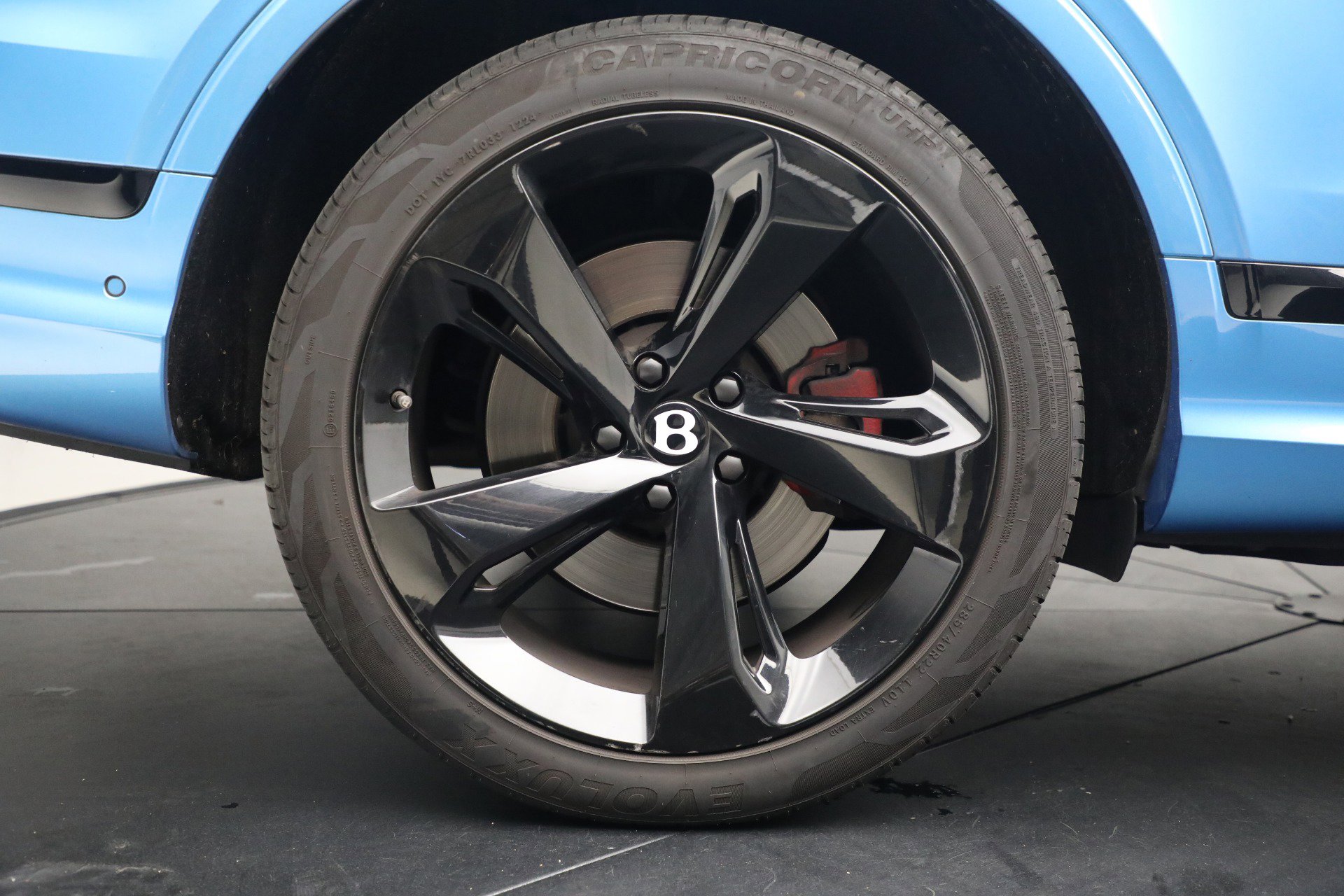 Certified 2021 Bentley Bentayga image 15