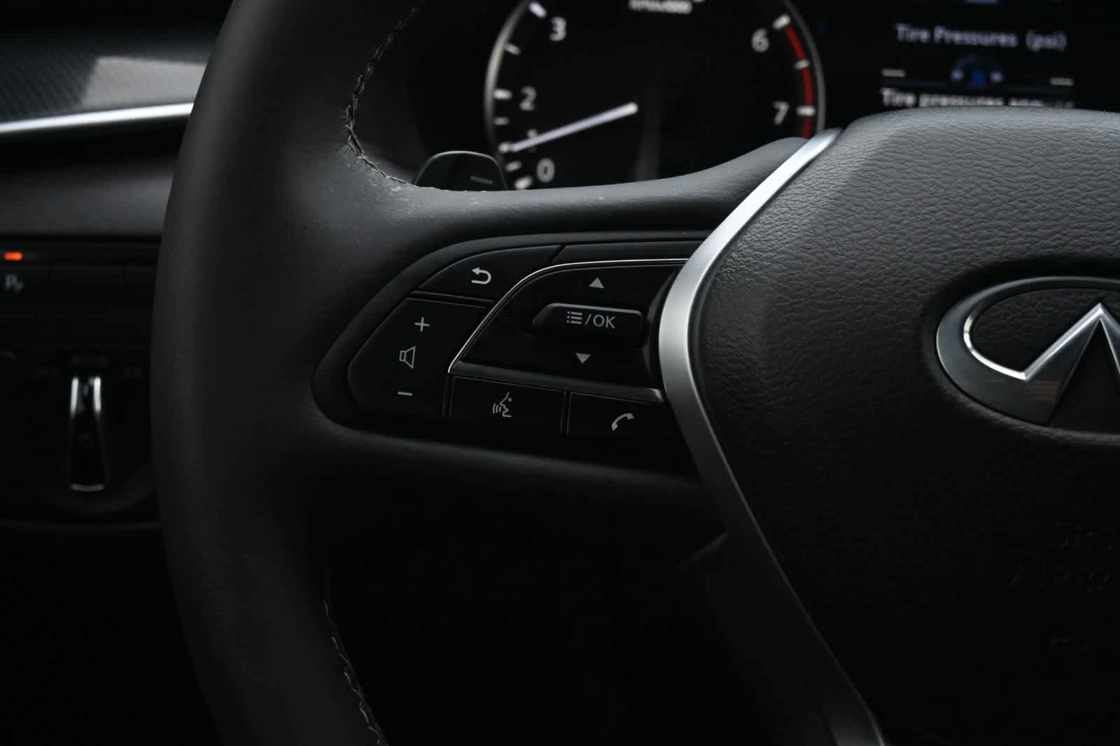 Used 2023 INFINITI QX50 Sport FWD image 10