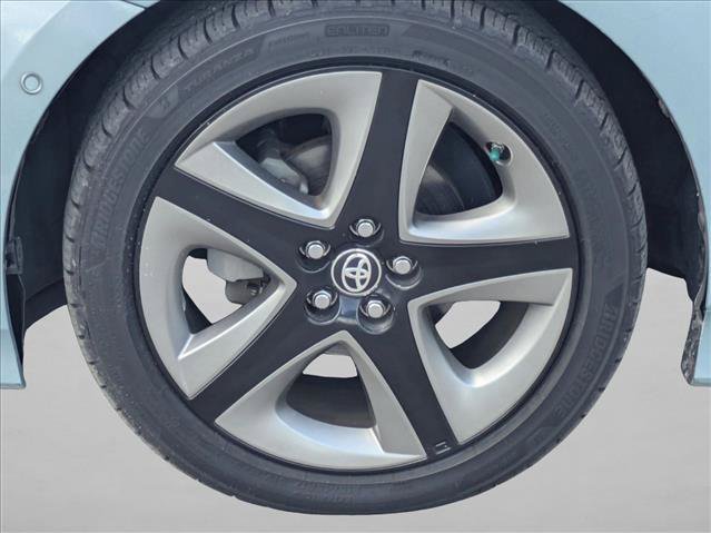Used 2019 Toyota Prius Limited FWD image 17