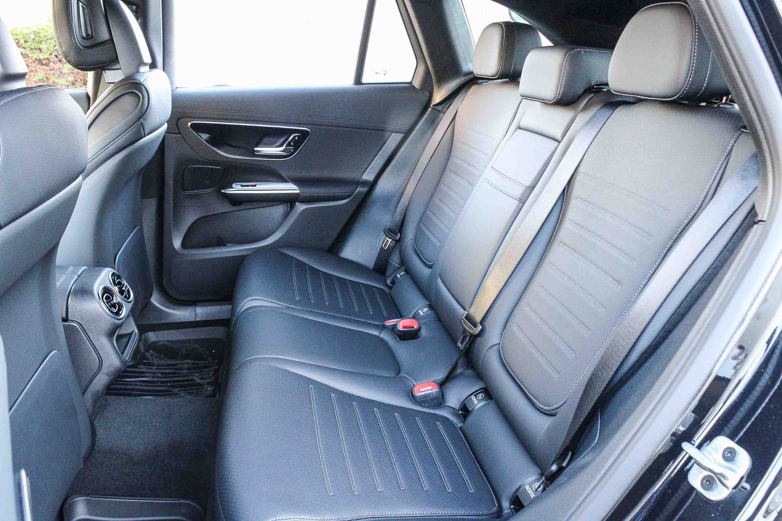 New 2026 Mercedes-Benz GLC 300 4MATIC image 18