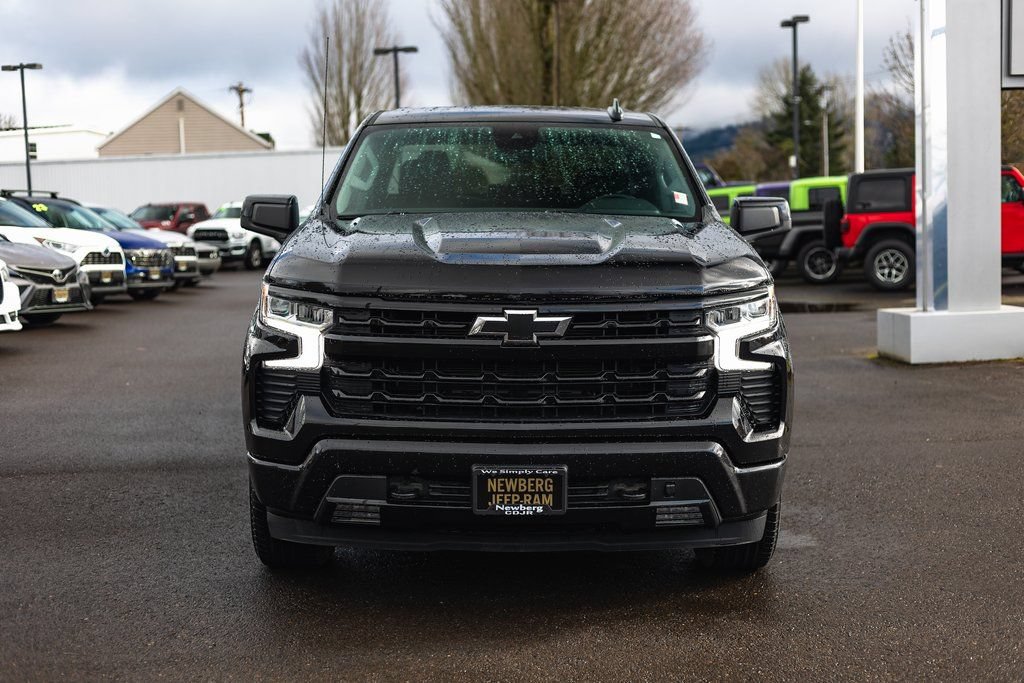 Used 2024 Chevrolet Silverado 1500 RST AWD/4WD image 7