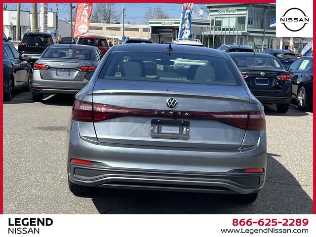 Used 2025 Volkswagen Jetta Sport image 7