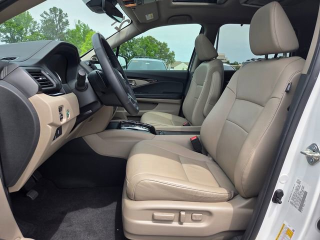 Used 2021 Honda Pilot Touring image 9