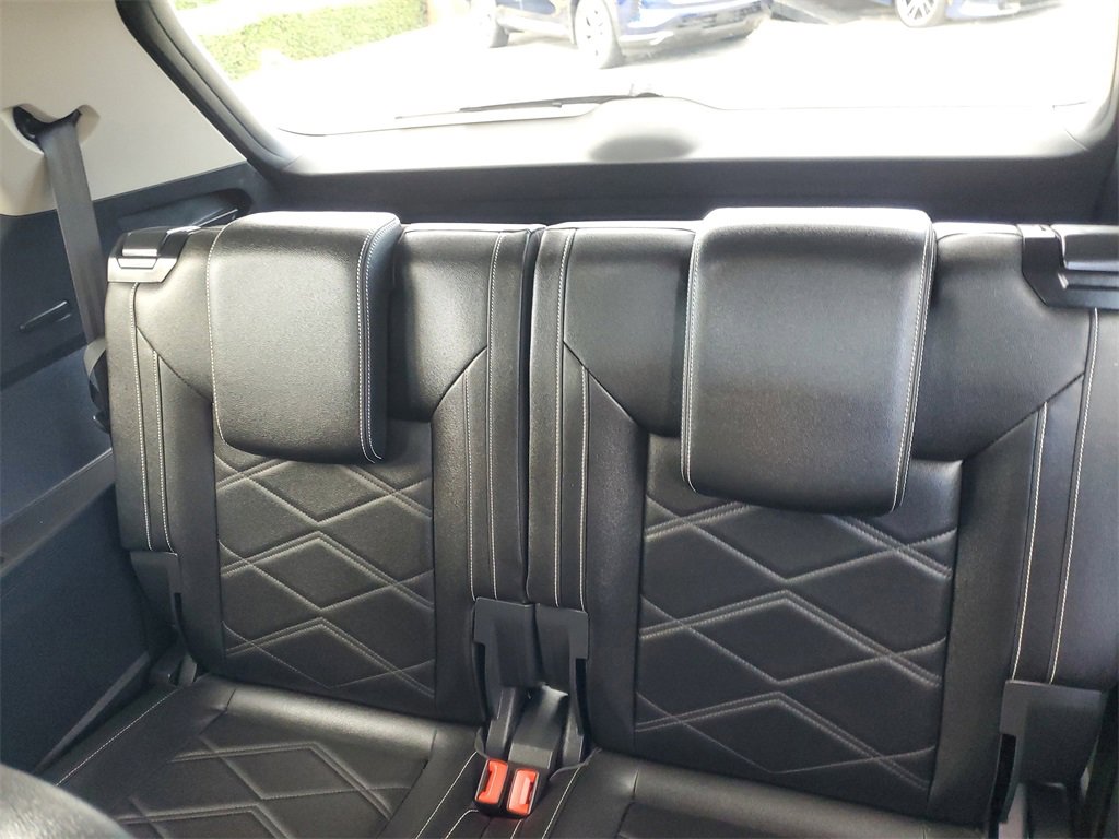 Used 2025 Volkswagen Atlas SE image 14