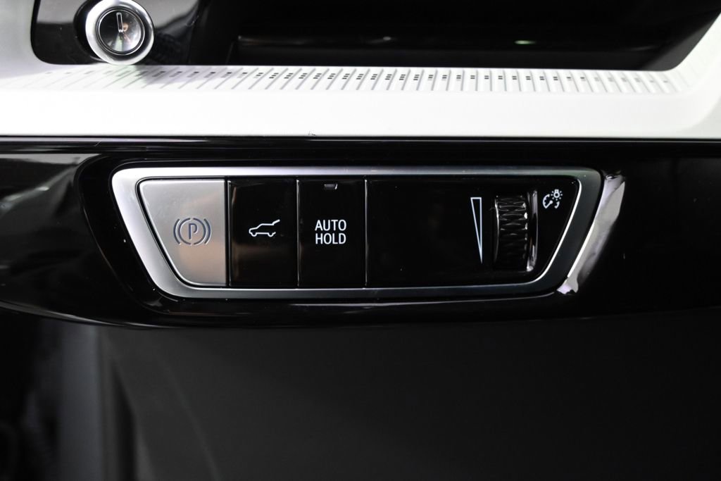 New 2026 Cadillac Optiq Sport 1 w/ LPO, Floor Liner Package AWD/4WD image 24