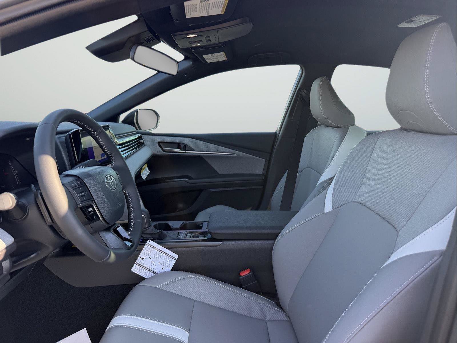New 2026 Toyota Camry SE FWD image 22