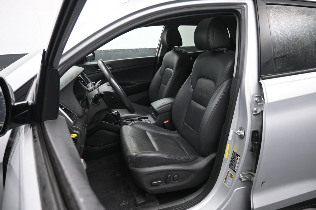 Used 2017 Hyundai Tucson Limited w/ Limited Ultimate Package 03 AWD/4WD image 21