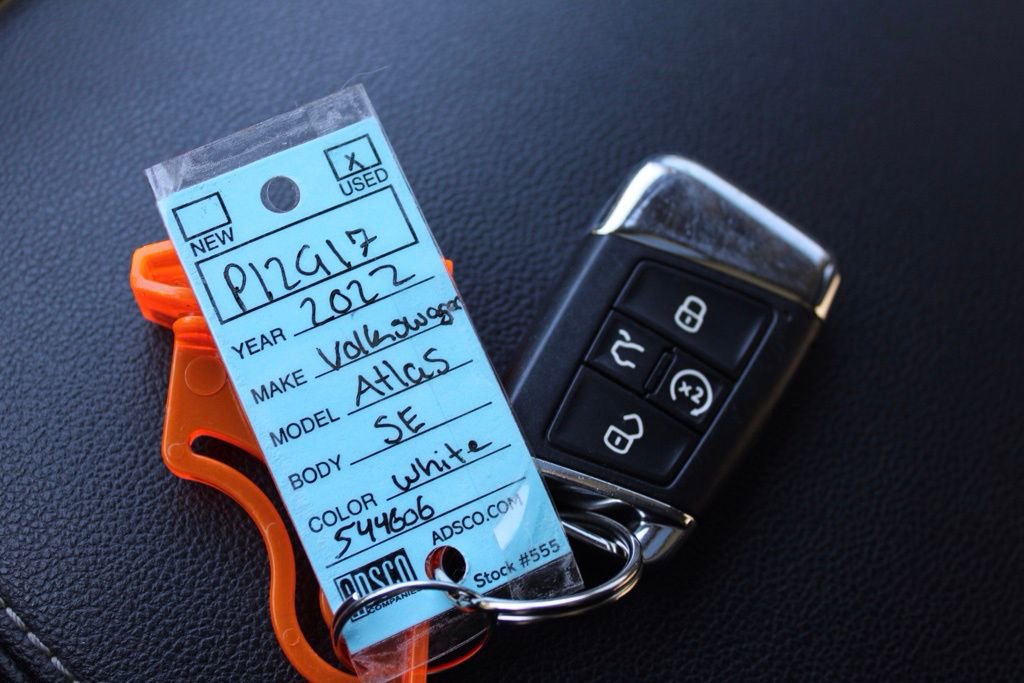 Used 2022 Volkswagen Atlas SE image 34