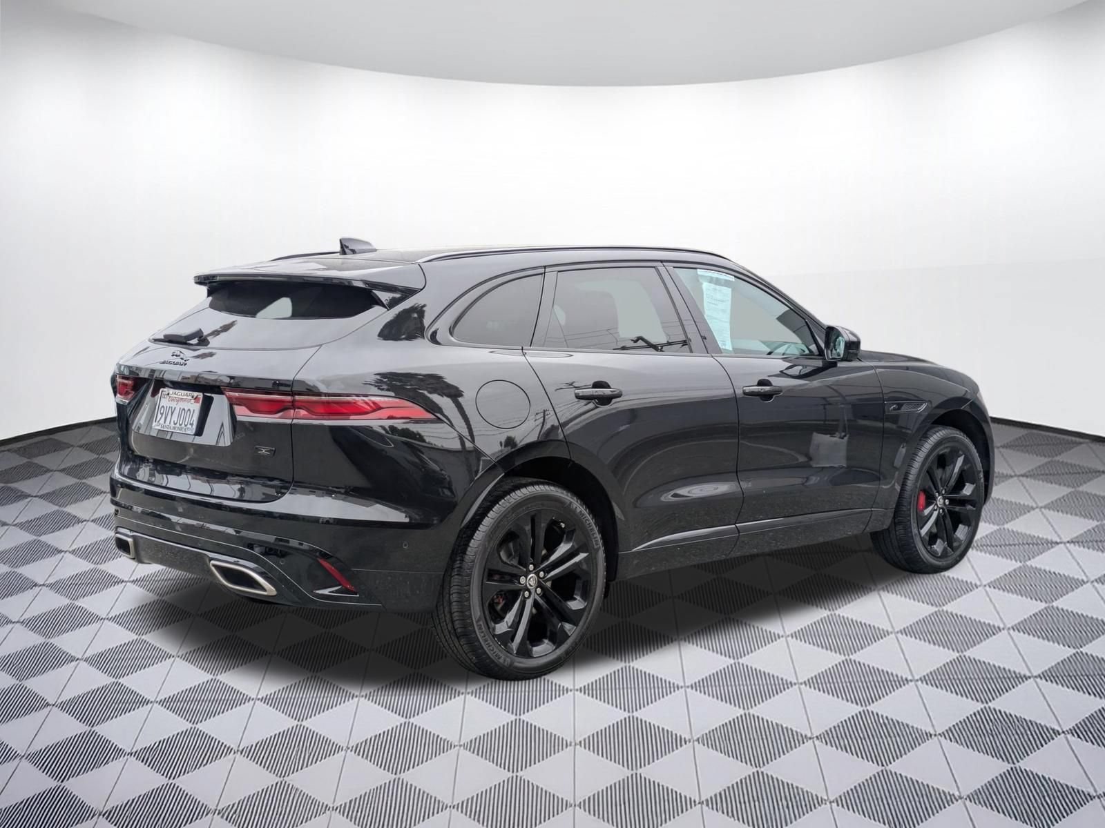 Used 2026 Jaguar F-PACE R-Dynamic S AWD/4WD image 5