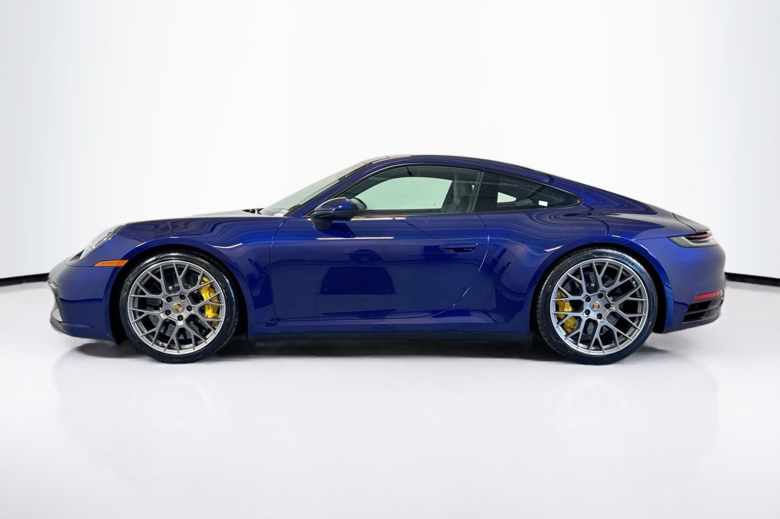 Used 2020 Porsche 911 Carrera S image 8