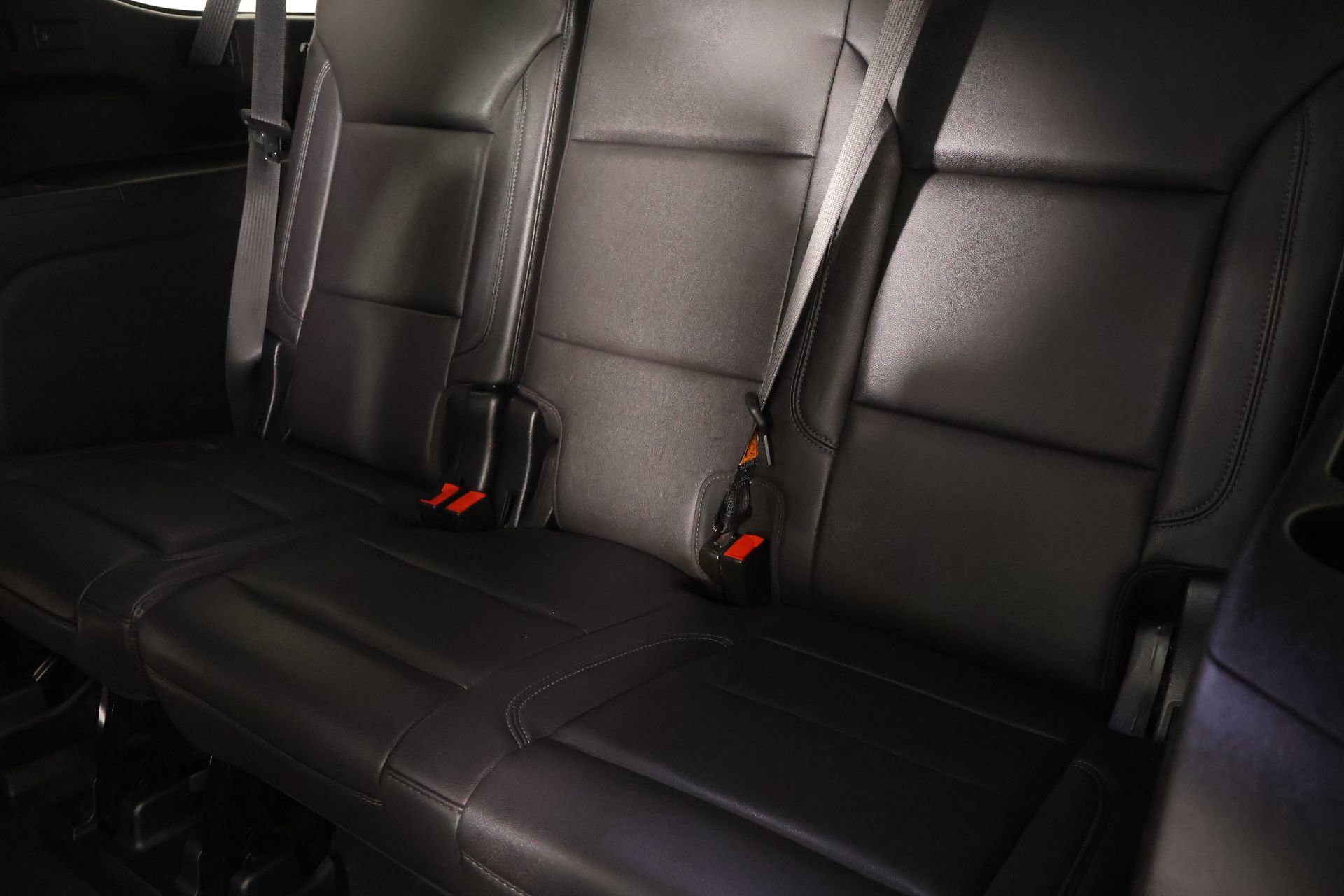 Used 2023 Chevrolet Suburban LT w/ Luxury Package image 13