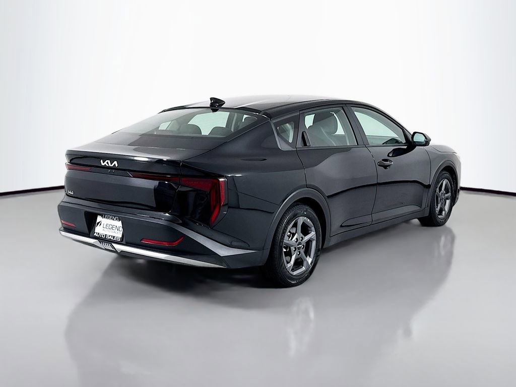 Used 2025 Kia K4 LXS image 5