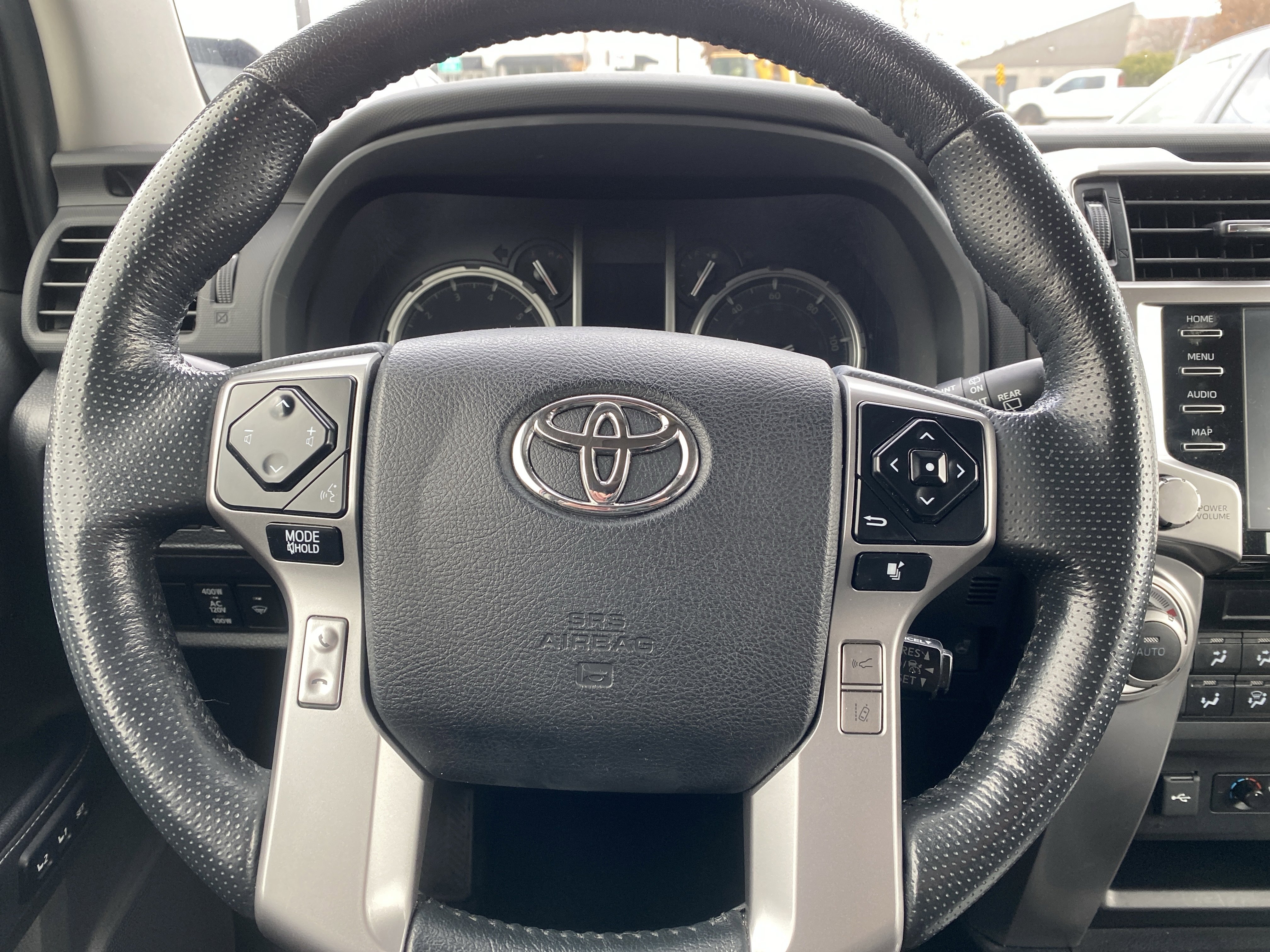 Used 2023 Toyota 4Runner Limited image 12