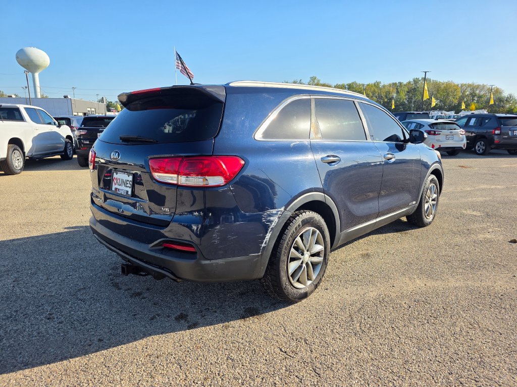 Used 2016 Kia Sorento LX AWD/4WD image 7