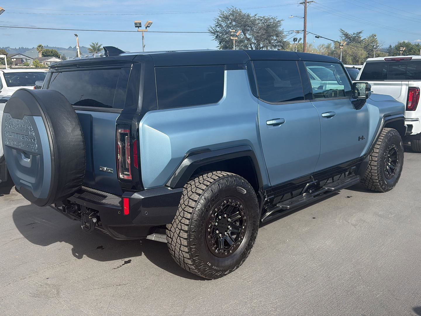 Used 2024 GMC Hummer EV 3X w/ Omega Edition image 3