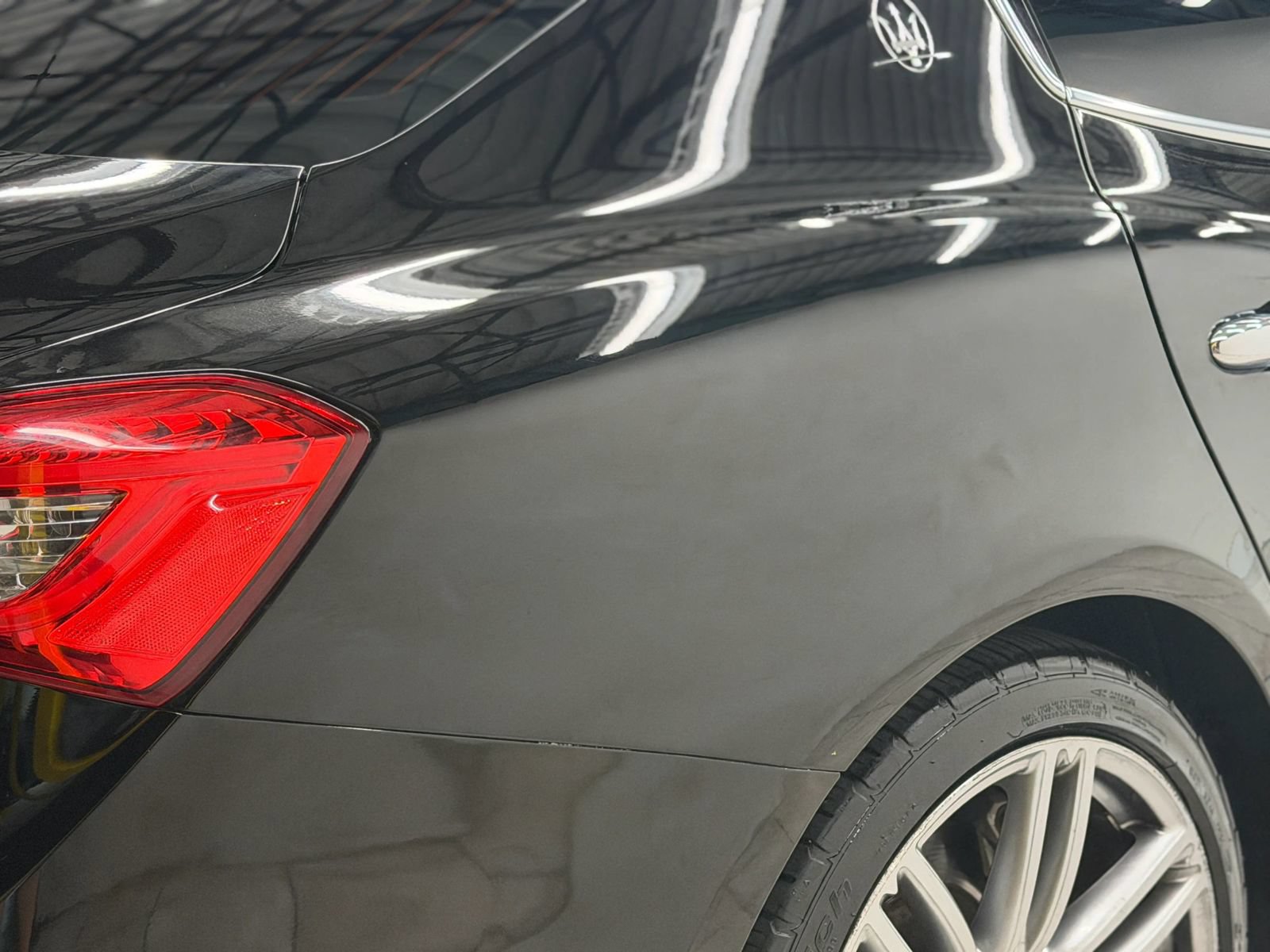 Used 2017 Maserati Ghibli S RWD image 10