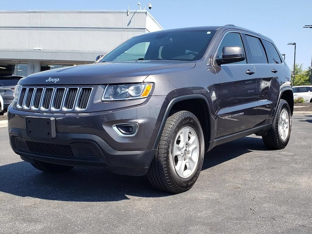 Used 2016 Jeep Grand Cherokee Laredo w/ Quick Order Package 23E AWD/4WD image 4