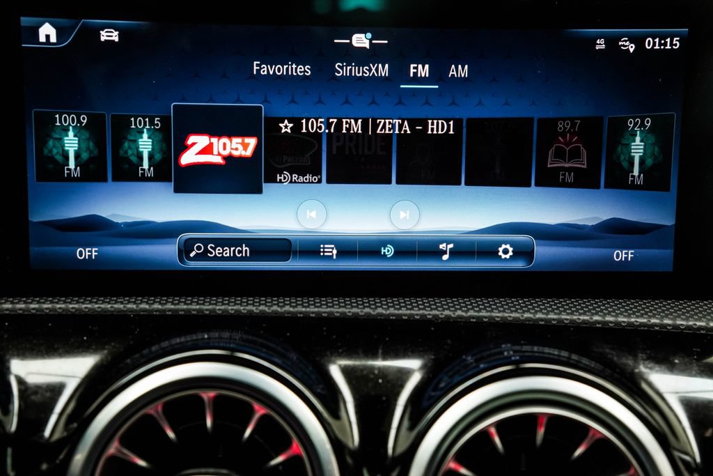 Used 2025 Mercedes-Benz CLA 250 image 31