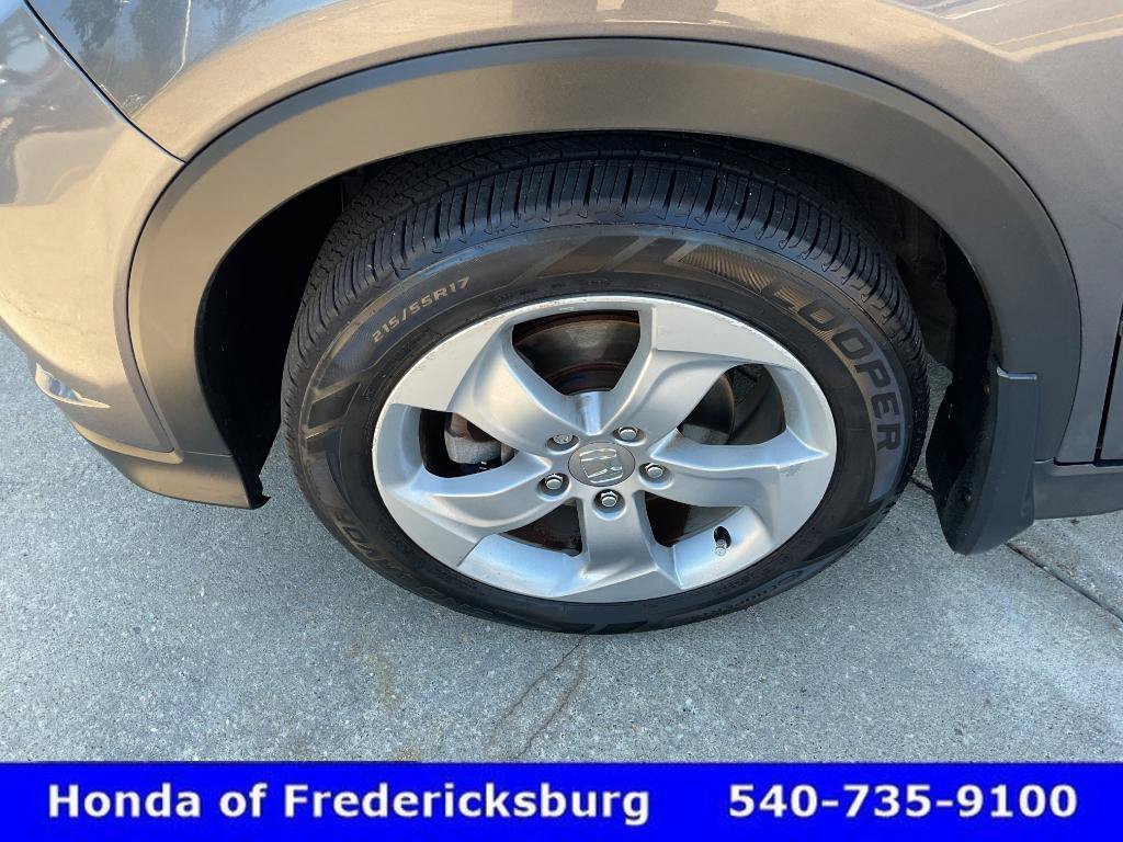 Used 2016 Honda HR-V EX image 10