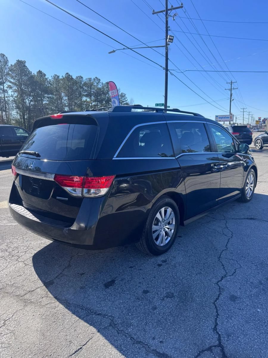 Used 2016 Honda Odyssey SE image 7