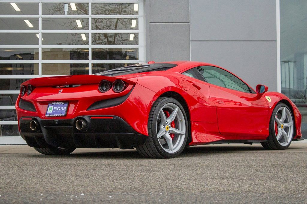 Used 2020 Ferrari F8 Tributo image 11