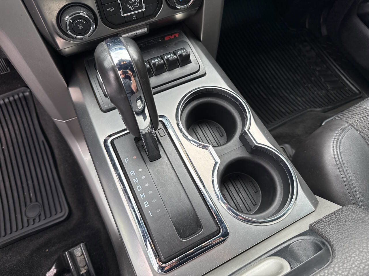Used 2014 Ford F150 Raptor image 24