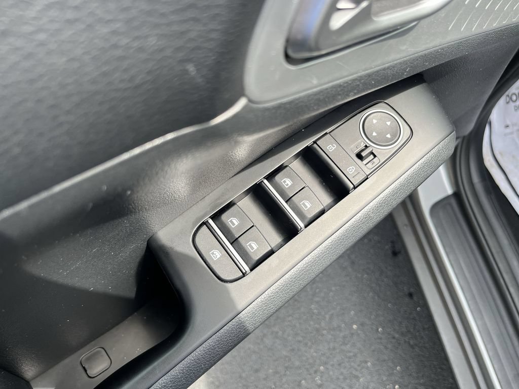 Certified 2025 Kia Soul LX w/ LX Technology Package FWD image 19