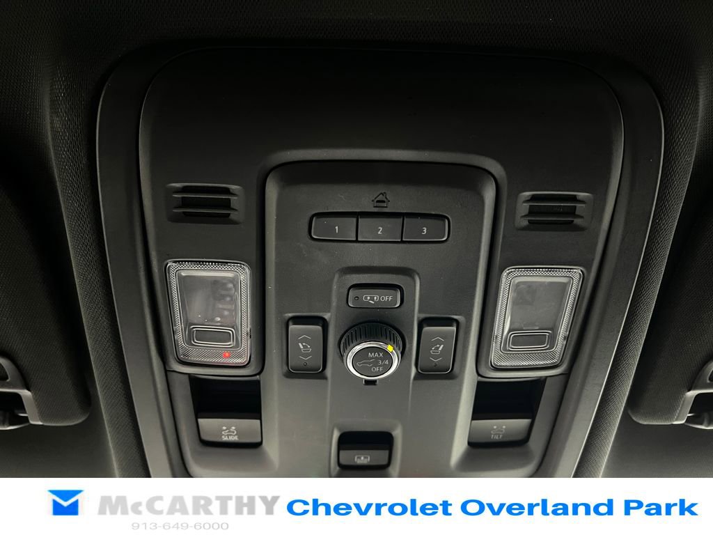 Used 2024 Chevrolet Suburban RST w/ Luxury Package AWD/4WD image 24