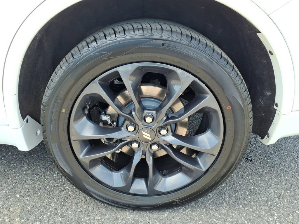 Certified 2022 Dodge Durango R/T w/ Blacktop Package AWD/4WD image 18
