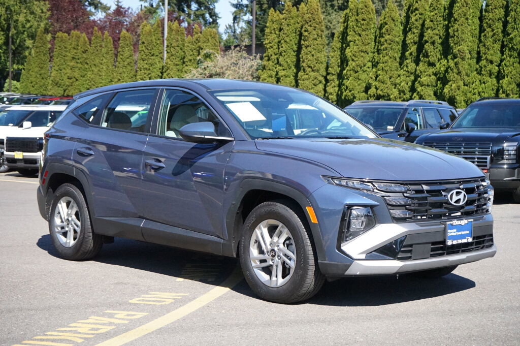 Used 2025 Hyundai Tucson SE FWD image 4