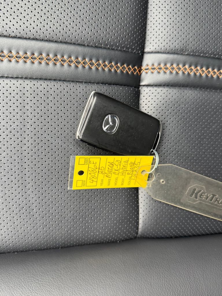 Used 2025 MAZDA CX-50 AWD 2.5 Hybrid w/ Premium Pkg image 31