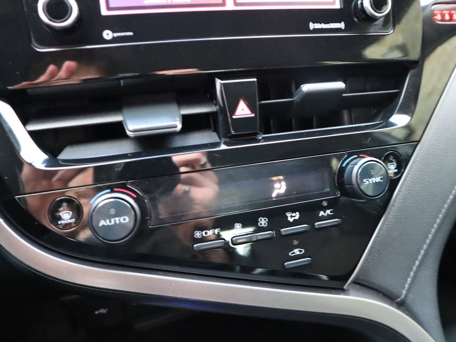 Used 2023 Toyota Camry LE image 43