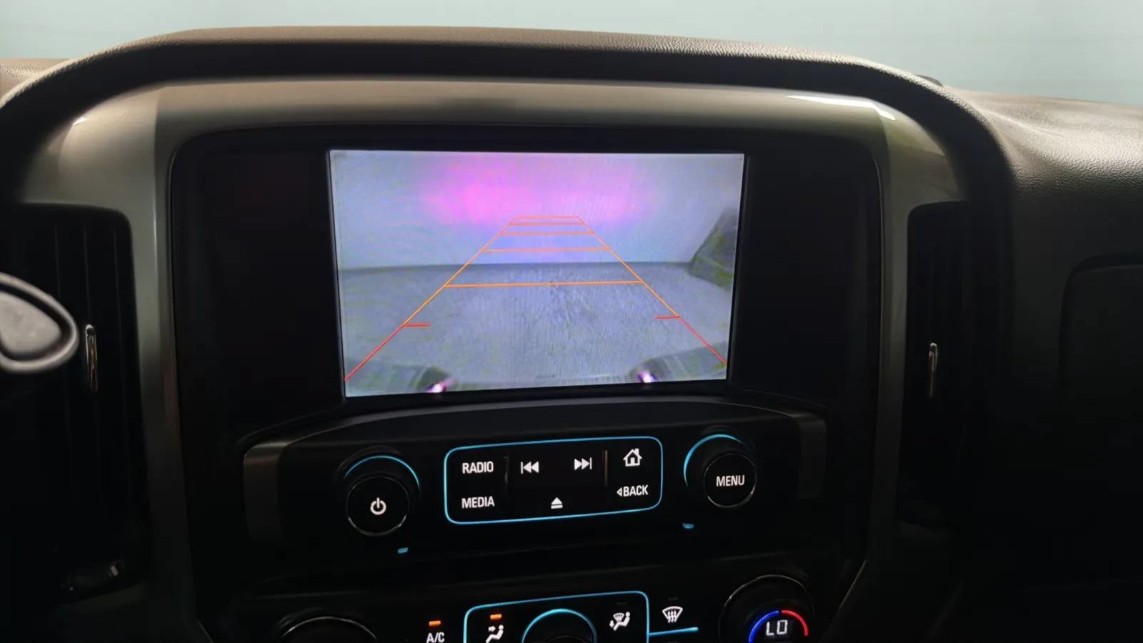 Used 2015 Chevrolet Silverado 1500 LT w/ LT Convenience Package RWD image 14