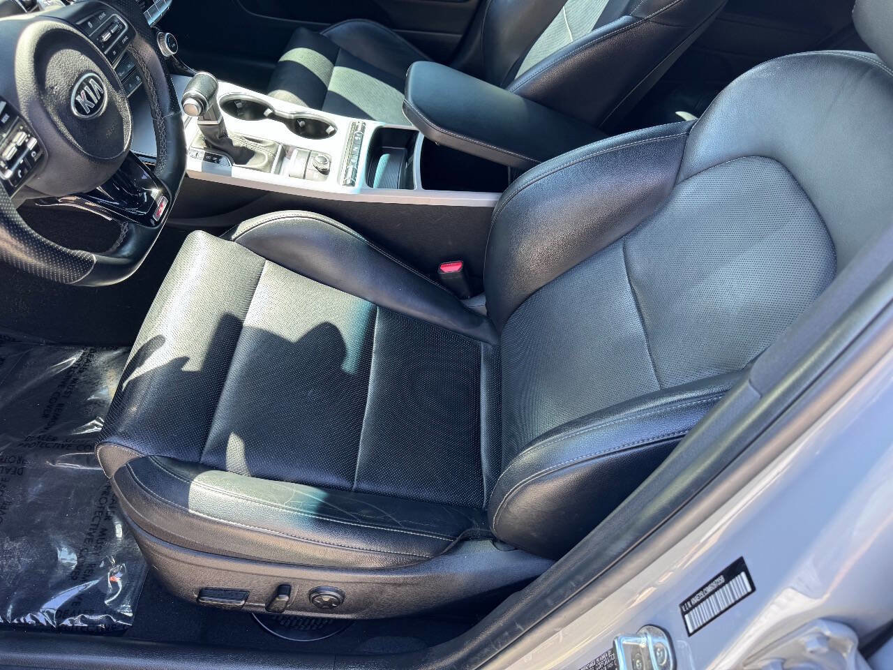 Used 2021 Kia Stinger GT image 21