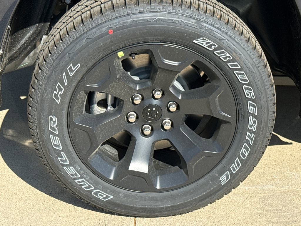 New 2026 RAM 1500 2WD Crew Cab image 8