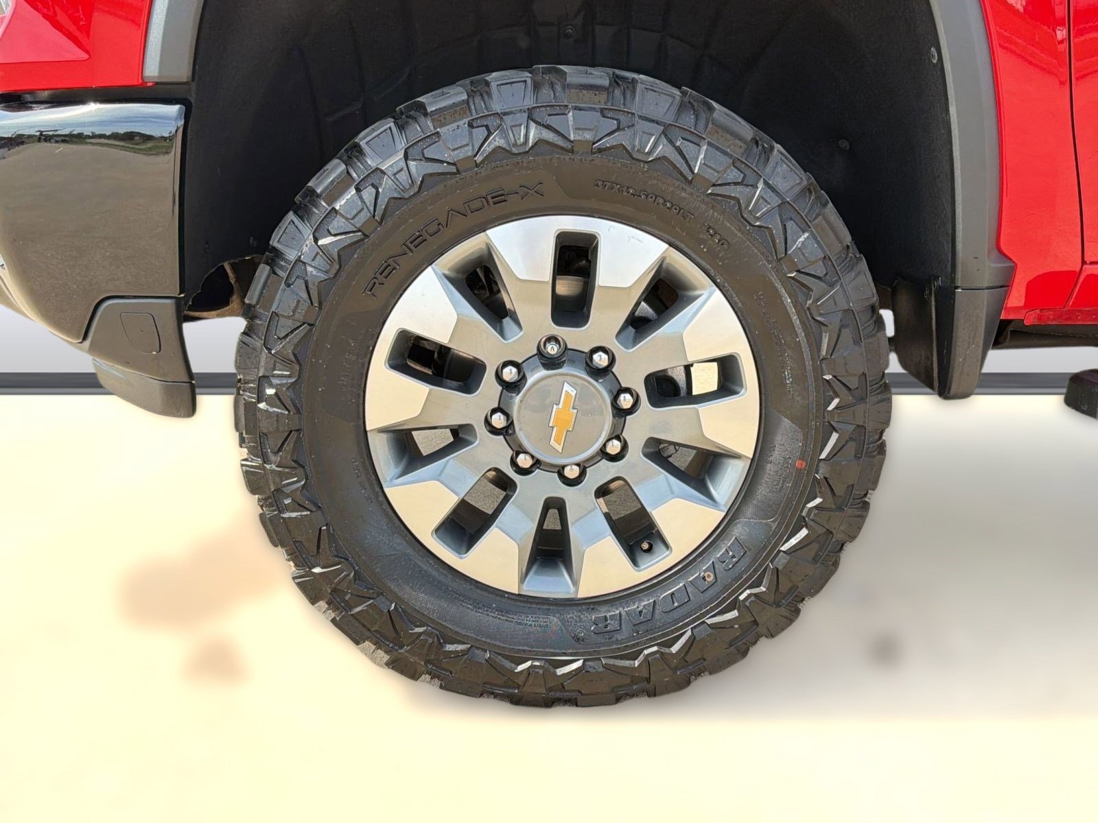 Used 2025 Chevrolet Silverado 2500 Custom w/ Custom Convenience Package image 11